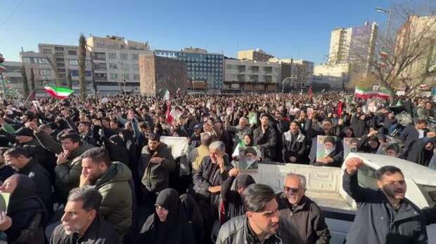 Удары по Тегерану, обстрелы и налёты. Хроника событий на 13:00 1 марта