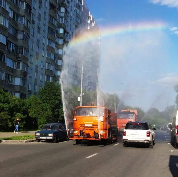 Поливальные машины для дорог