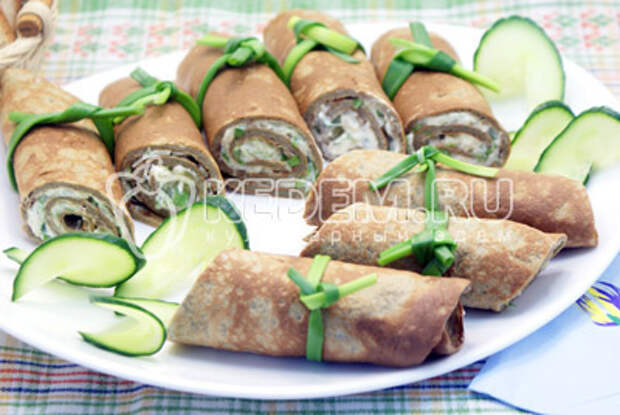 Рулетики из печени с начинкой