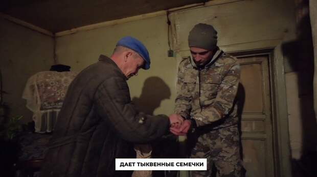 Это огромная, заброшенная деревня Мордовии. Здесь остались сотни брошенных домов и на десятки километров ни одной живой души. Люди покинули это место совсем недавно и масштаб просто потрясает.-44