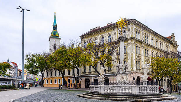 Центральная площадь в Братиславе, Словакия. Архивное фото