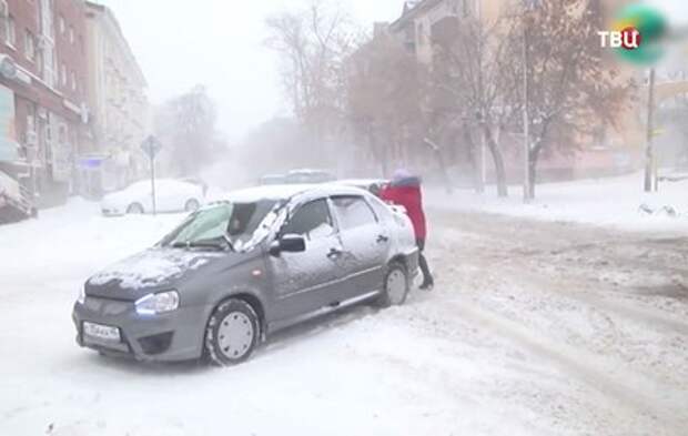 Сразу в несколько российских регионов пришла зима