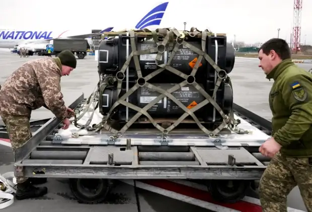 США и Великобритания еще в январе поставляли Украине современное оружие