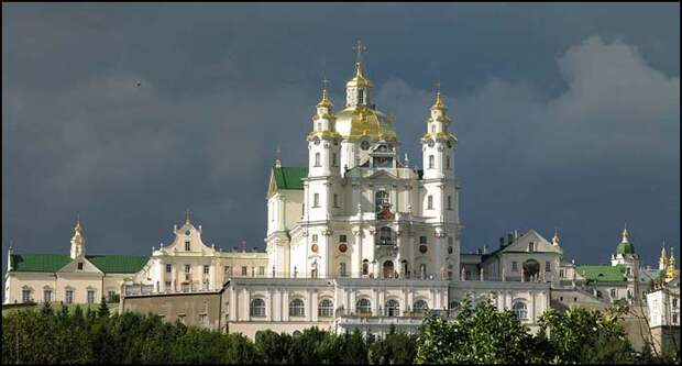 5 августа - Празднование в честь Почаевской иконы Божией Матери (1675). 5 августа - Празднование в честь Почаевской иконы Божией Матери (1675).