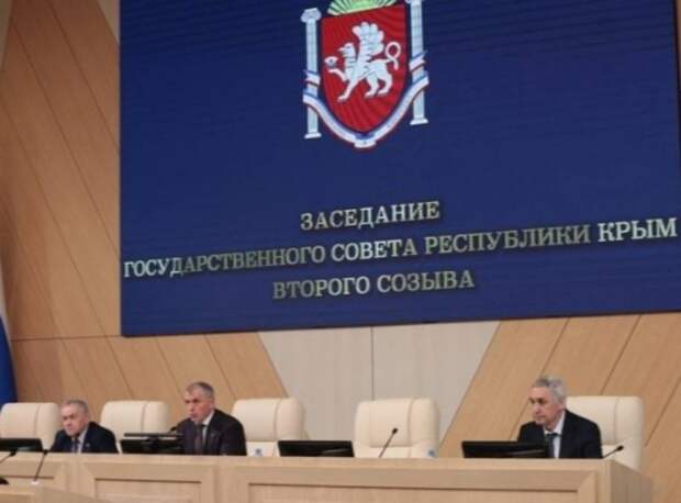 Крымские депутаты обратились в Госдуму за изменением положения закона о границах с Украиной, так как у полуострова с Украиной границ уже нет