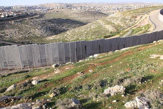 borderwalls23 10 мрачных пограничных стен, разделяющих мир