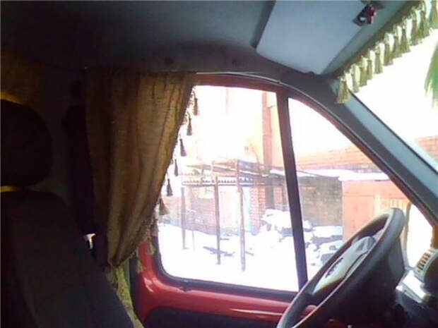 15 странных вещей, которыми апгрейдили автомобили в 1990-х