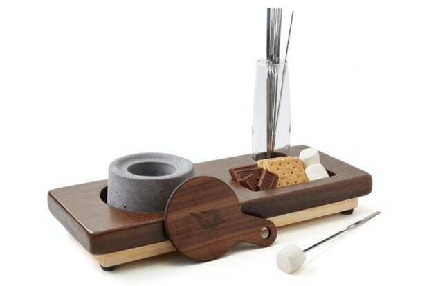 This Ultimate S'mores Kit Is The Perfect Solution For Curing Winter Blues