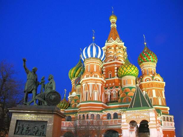 10 мест, которые обязательно нужно посетить в Москве