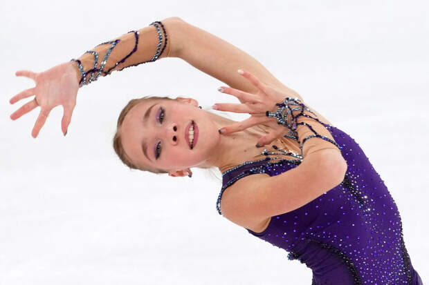 Фигуристка Двоеглазова лидирует после коротких прокатов в финале Гран-при