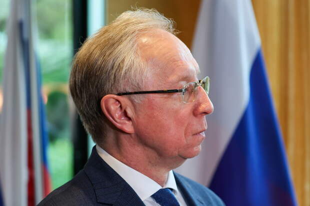 Российский переговорщик по Украине встретился с главой МИД Азербайджана