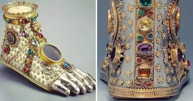 Сокровищница в виде стопы из Кафедрального собора Базеля, 1450 год