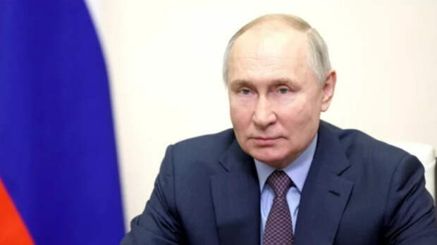 Путин заявил, что Россия не пытается восстановить СССР