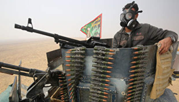 Иракский военный во время операции против ИГ в Мосуле