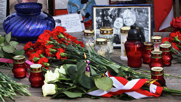 Годовщина крушения самолета польского президента под Смоленском.  Архивное фото