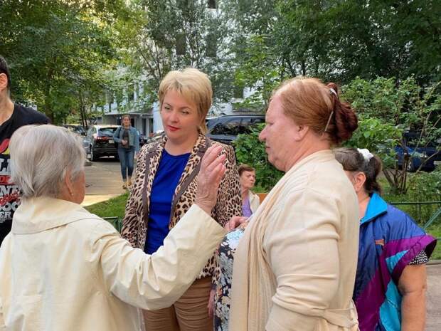 Жилищник марьина. Глава района Марьина роща. Светлана Гордикова глава управы. Гордикова Светлана Юрьевна глава управы Марьина. Глава управы Марьина роща Светлана Юрьевна.