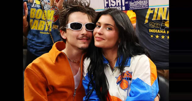 Бывший бойфренд Кайли Дженнер Трэвис Скотт упомянул её в новом треке — на фоне её романа с Тимоти Шаламе