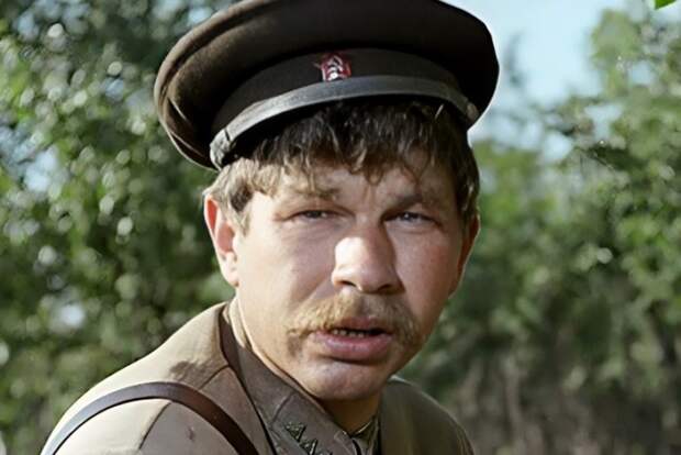 Одиночество «старшины Васкова» из «А зори здесь тихие…», почему легенда кино остался один?