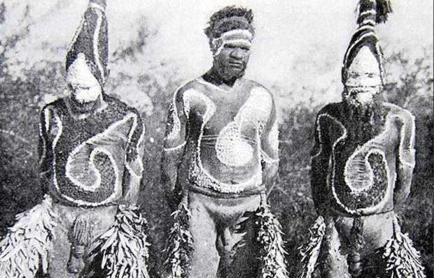 Одежда из коры племени варумунгу.
