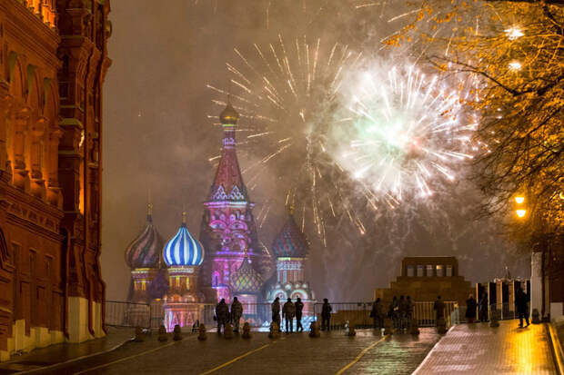 Встреча Нового года в Москве, 1 января 2017. новый год, праздник, салют, фейрверк