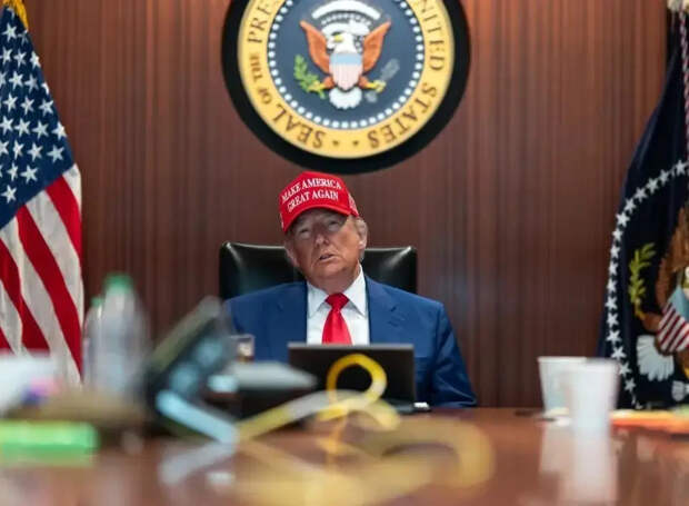 Американский политолог: Трамп поставил России ультиматум, чтобы «успокоить сумасшедших из Конгресса»