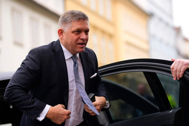 Премьер Словакии Фицо пройдет контрольное медицинское обследование в понедельник