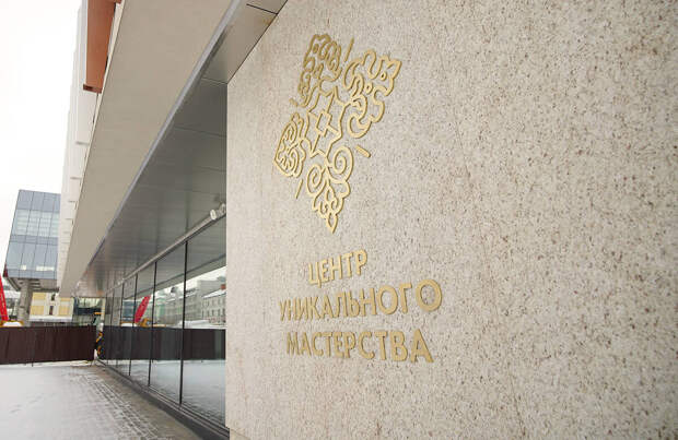 Музей самоваров, стены из «чак-чака» и фэшн-показы: чем удивит обновленный ЦУМ в Казани