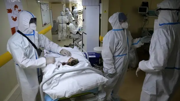 В Москве за сутки госпитализировали 1126 пациентов с коронавирусом