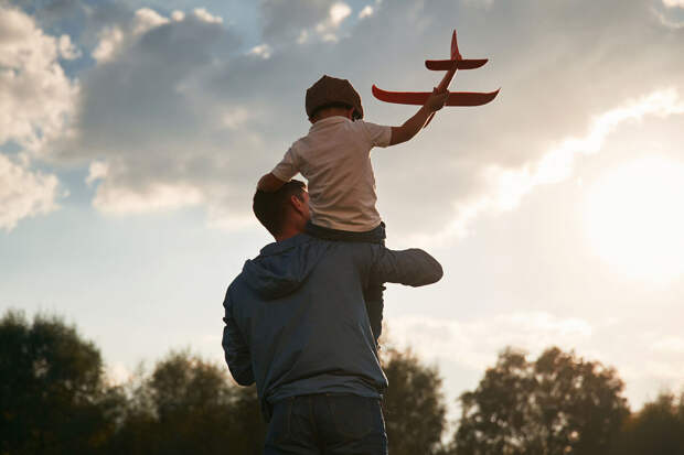 В Азербайджане утвердили оплачиваемый отпуск мужчинам при рождении ребенка