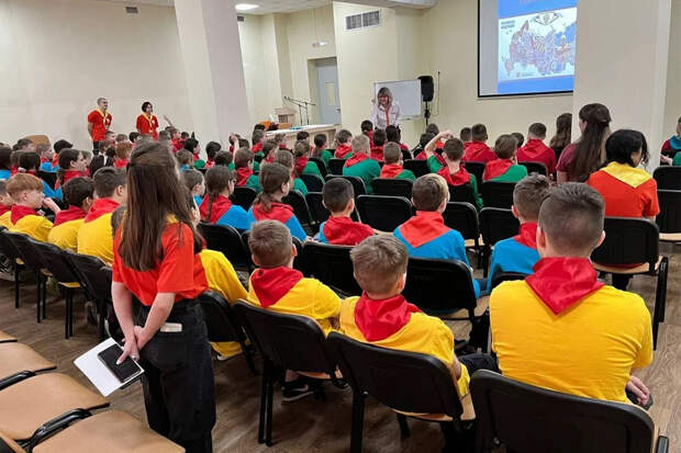 ВТБ: большинство россиян потратят на детские лагеря летом до 20 тысяч рублей