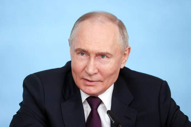 Путин заявил о необходимости индексации пенсий работающим пенсионерам