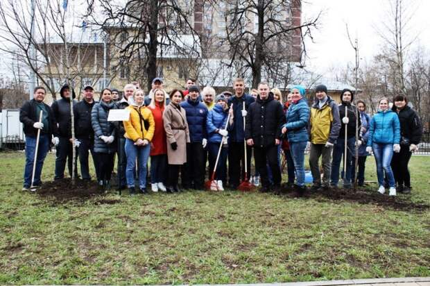 Сотрудники Кадастровой палаты по Москве приняли участие в общегородском весеннем субботнике