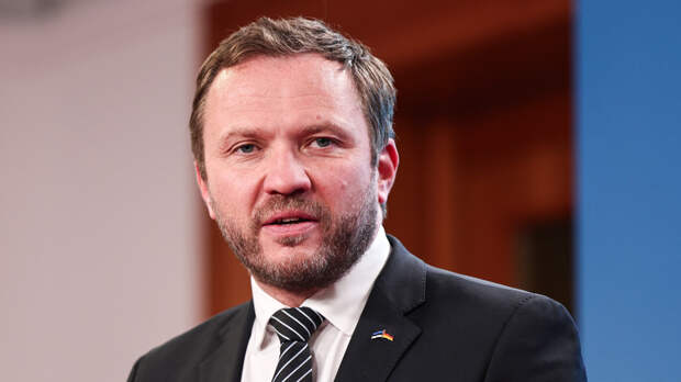 Президент Эстонии вступил в конфликт с главой МИД из-за России