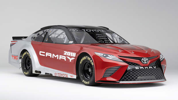 Новую Toyota Camry подготовили для гонок