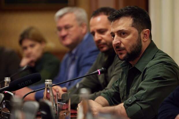 В Киеве заявили о переходе к новому этапу боевых действий