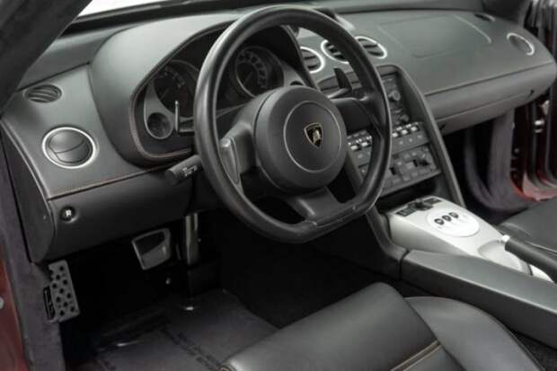 Купе Tractorri из Mustang и Gallardo
