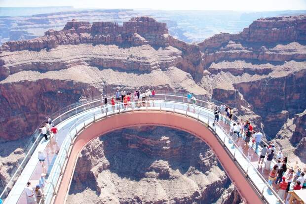 GrandCanyon07 GrandCanyon07 Головокружительная достопримечательность: стеклянная площадка над Гранд Каньоном