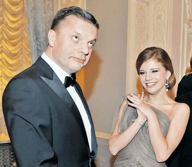 10 нереально красивых дочек знаменитых пап