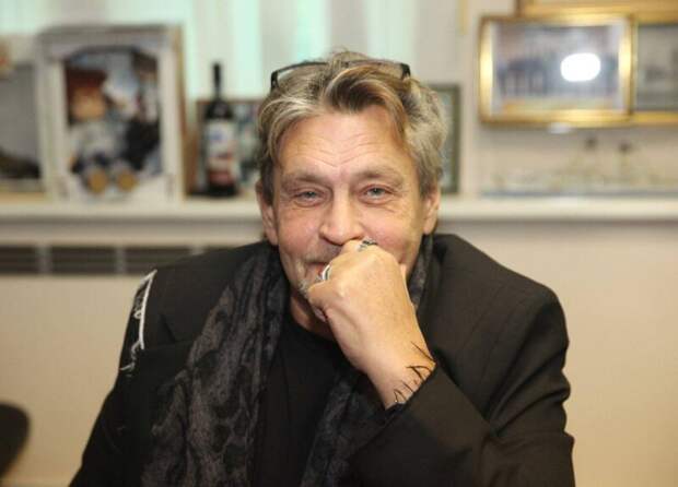 Обвинили в бессердечности: почему Домогаров не помог умирающей возлюбленной?