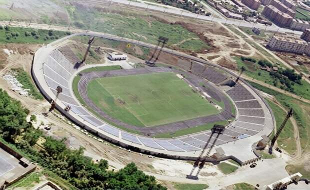 Недостроенный стадион Локомотив. Донецк. 1958 год. https://t.me/webmoney_dn/319974