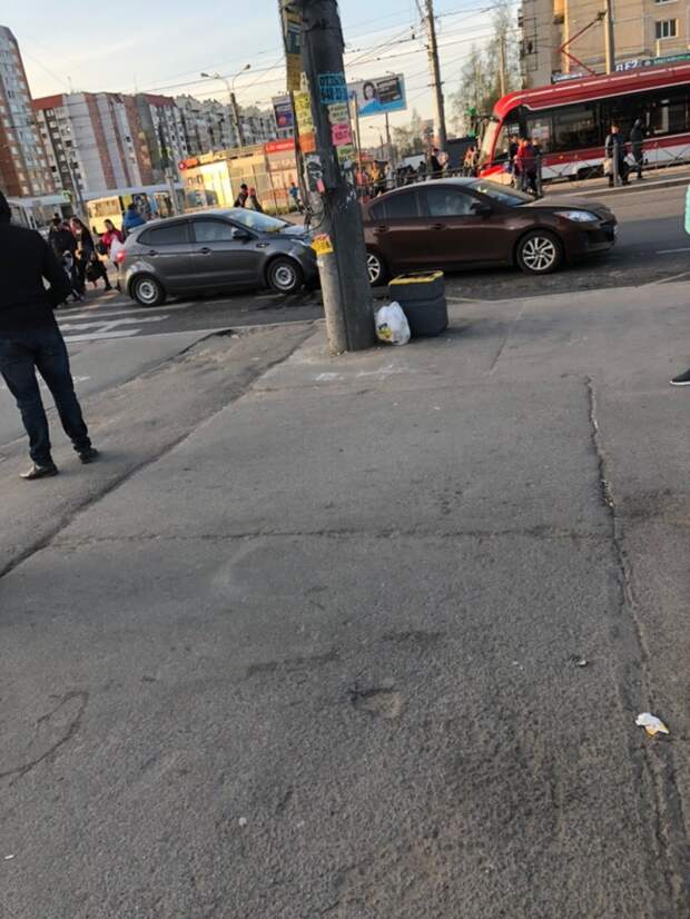 дтп на проспекте просвещения