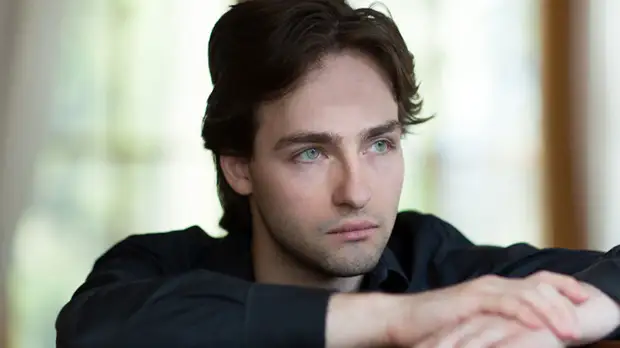 Пианист Тарасевич-Николаев рассказал о репертуаре на концерте в честь профессора Доренского