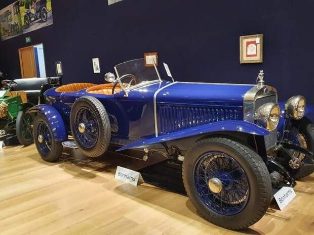8. Delage CO2 Dual Cowl Tourer 1922 года продан за £97,750 (13 300 000 руб.).