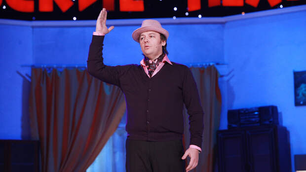 Артист Нетиевский поблагодарил "Уральские пельмени" за опыт работы