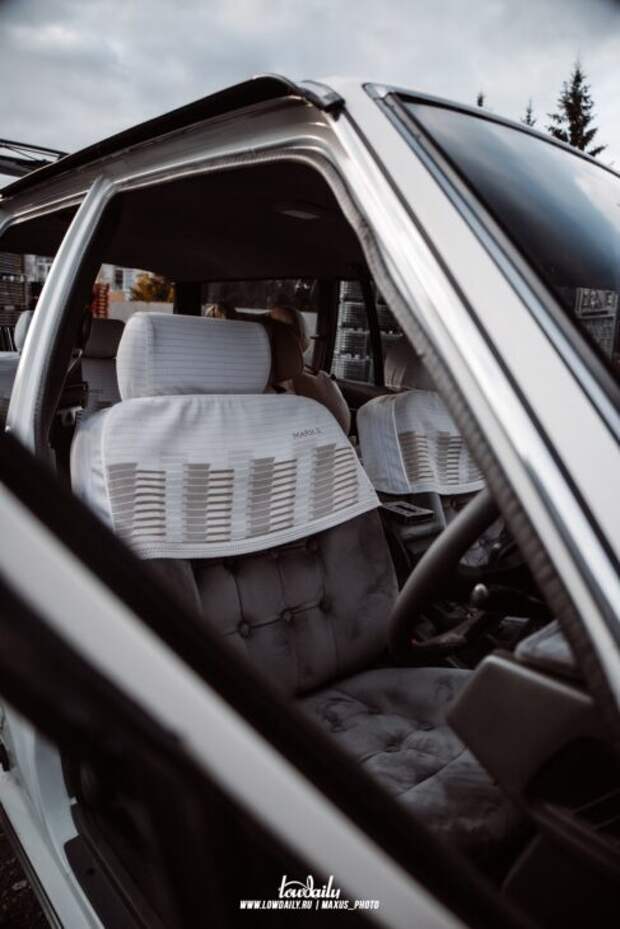 toyota mark ii — wagon yx76 — 1991 lowdaily 37