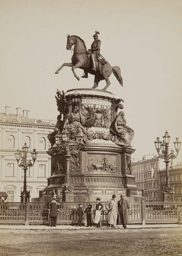 Санкт-Петербург в фотографиях конца XIX - начала XX века