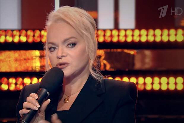 Baza: из квартиры в Хамовниках принудительно выселят Долину, ее дочь и внучку