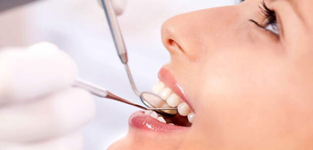 Стоматолог рассказала, какое влияние коронавирус оказывает на здоровье зубов
