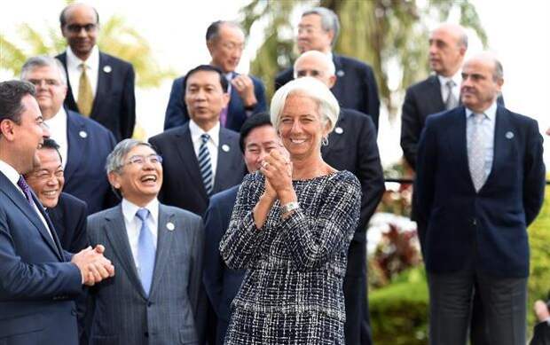 G20 vows to breathe new life into world economy
