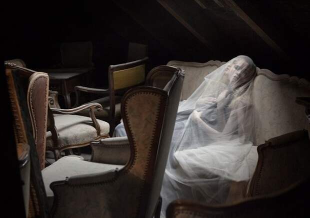 Фотография: Сны наяву: сюрреалистичные миры фотографа Хелен Собиральски №15 - BigPicture.ru